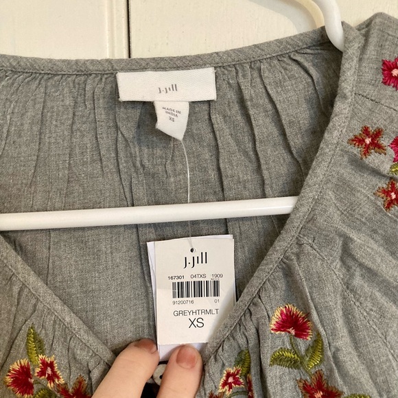 J. Jill Blouse - Picture 2 of 4